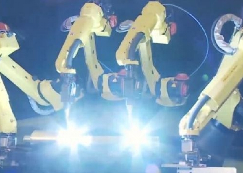 В Японии, промышленные роботы получат мозги
