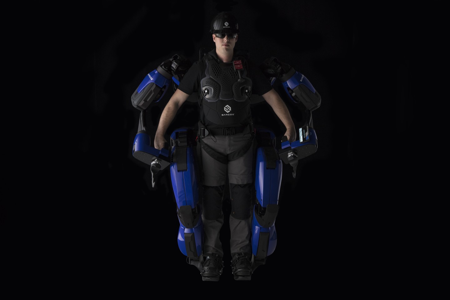 Робот-костюм Guardian XO превращает экипаж самолетов Delta в сверхчеловеческие машины