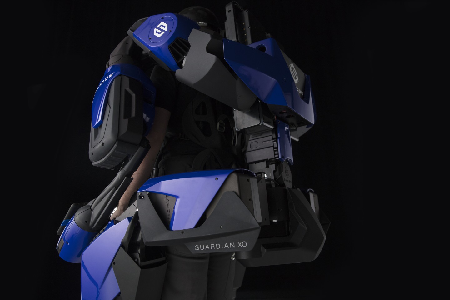 Робот-костюм Guardian XO превращает экипаж самолетов Delta в сверхчеловеческие машины